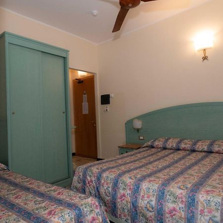 Hotel Magnolia Albenga Exteriér fotografie