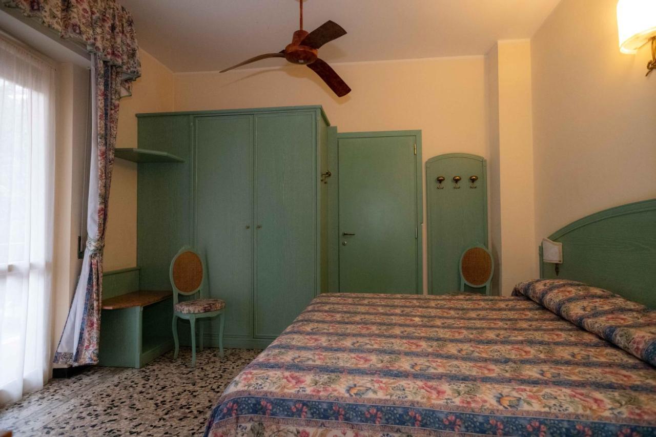Hotel Magnolia Albenga Exteriér fotografie