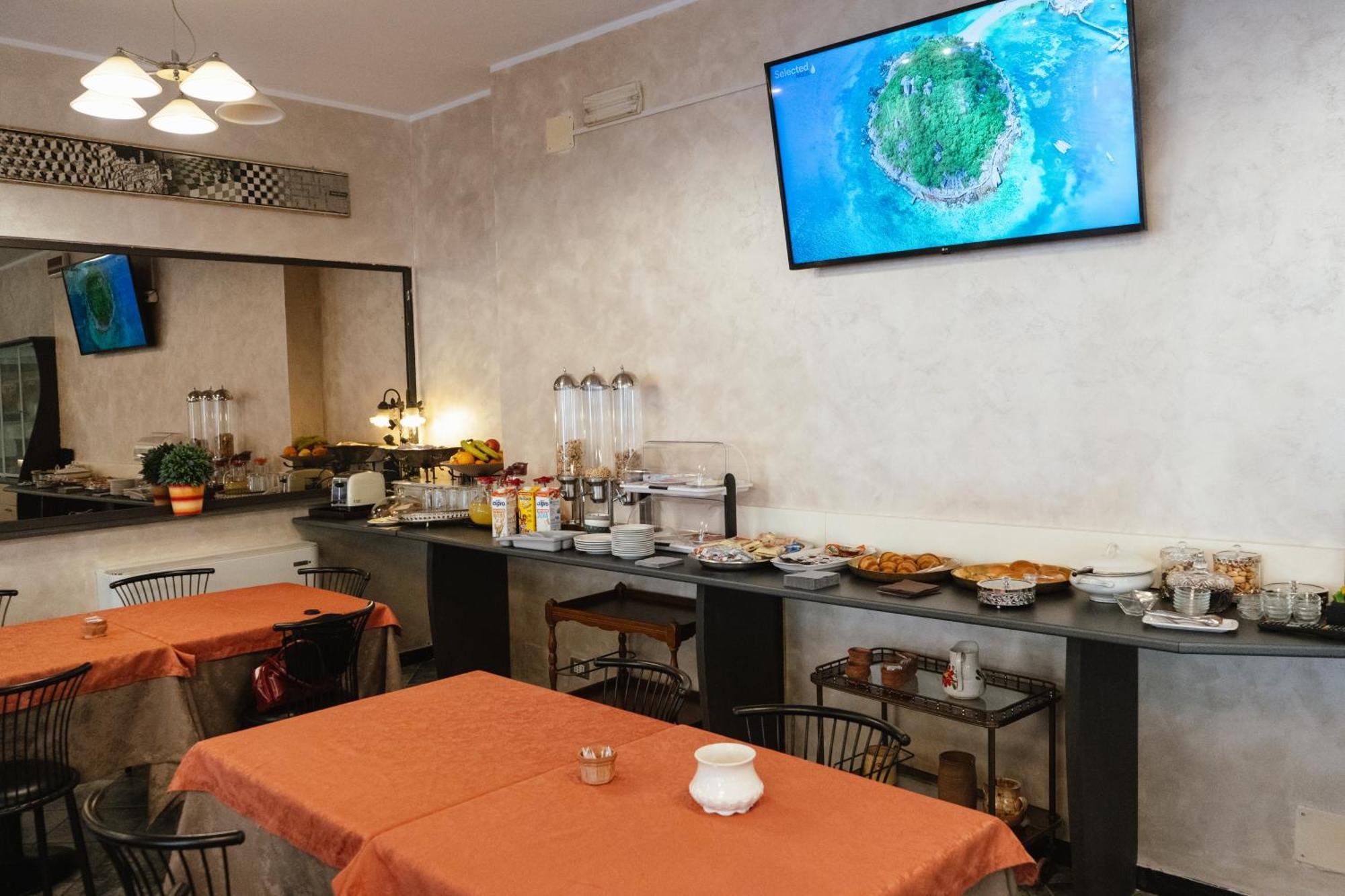 Hotel Magnolia Albenga Exteriér fotografie